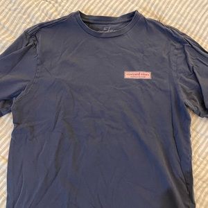 Vineyard Vines tee shirt